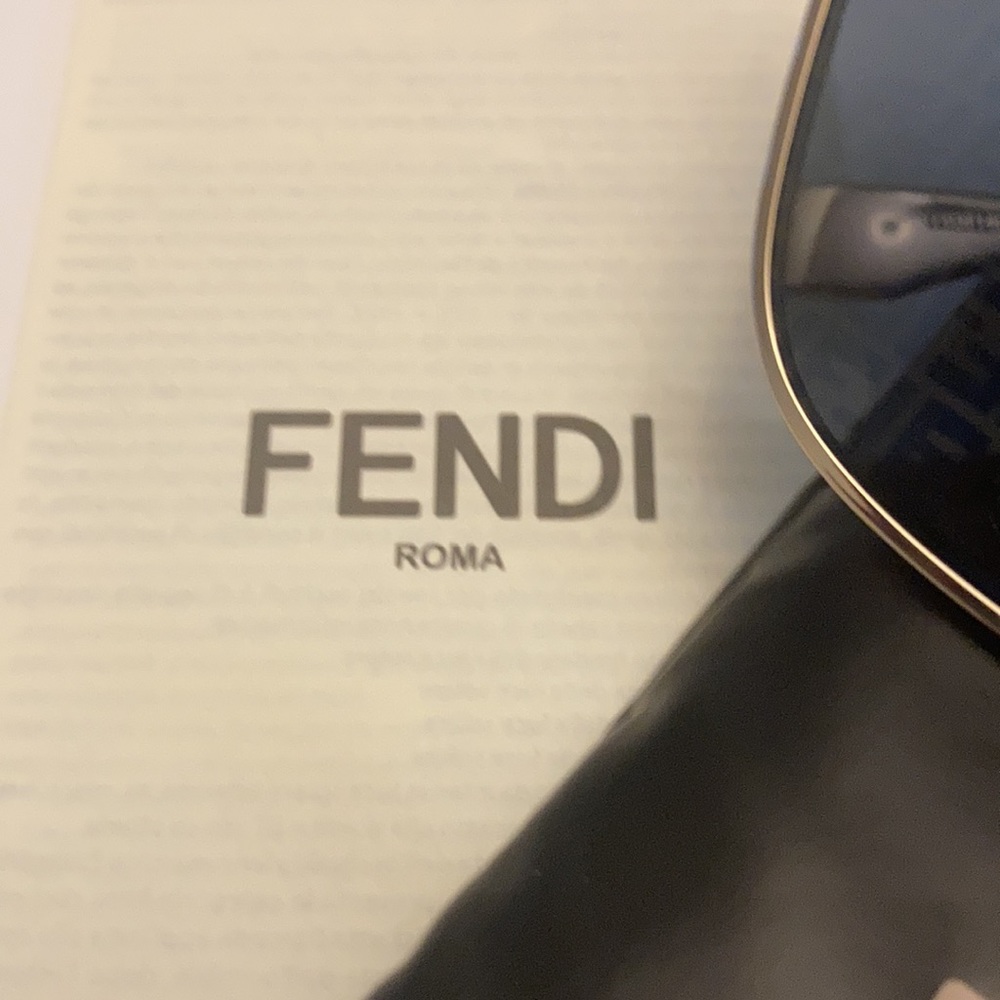 Fendi Women's Gold Frame Sunglasses with Dark Blue Lenses - Picture 3 of 16